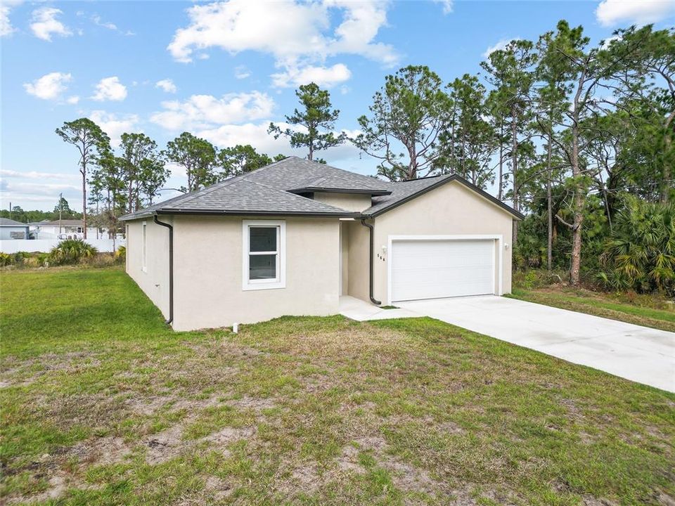For Sale: $324,000 (3 beds, 2 baths, 1532 Square Feet)