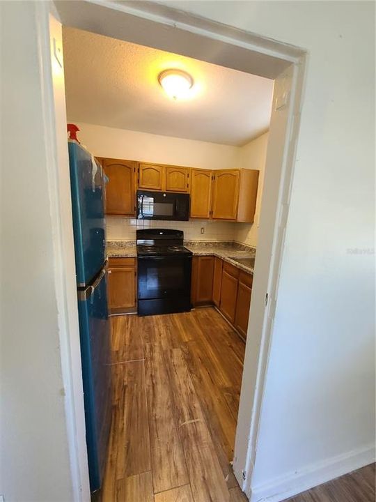 For Rent: $1,675 (2 beds, 1 baths, 873 Square Feet)