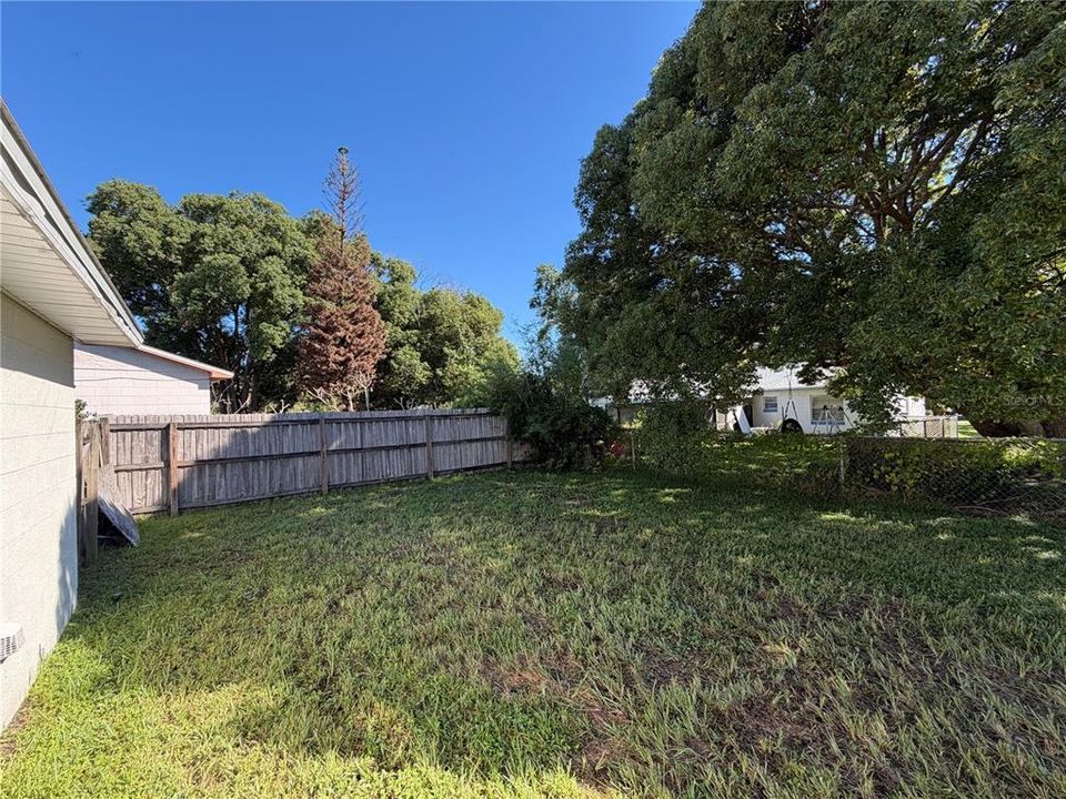 For Rent: $1,990 (3 beds, 2 baths, 1209 Square Feet)