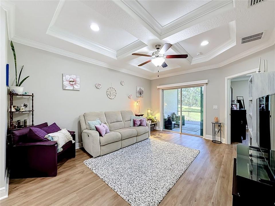For Sale: $363,500 (3 beds, 2 baths, 1830 Square Feet)