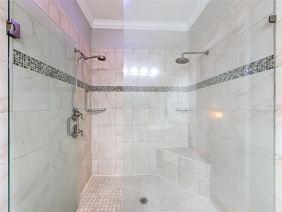 For Sale: $363,500 (3 beds, 2 baths, 1830 Square Feet)