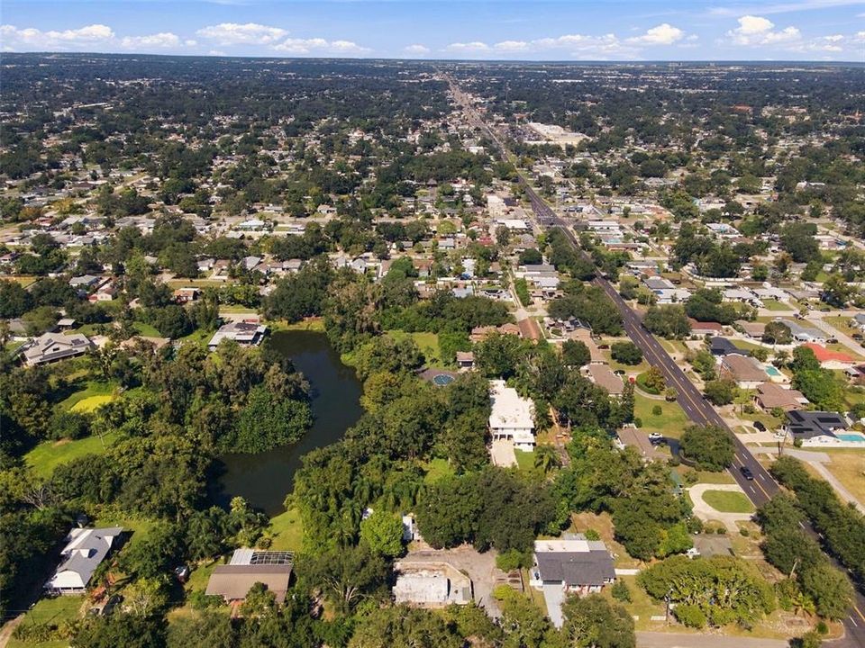 待售: $649,000 (0.49 acres)