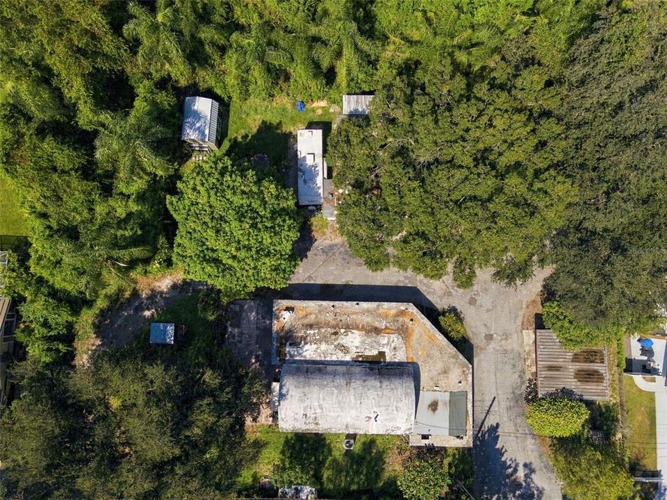 待售: $649,000 (0.49 acres)