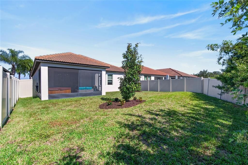 На продажу: $399,000 (2 спален, 2 ванн, 1761 Квадратных фут)