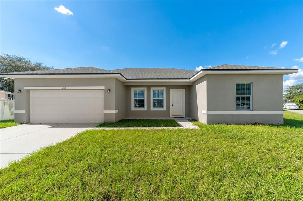 For Sale: $279,000 (4 beds, 2 baths, 1580 Square Feet)