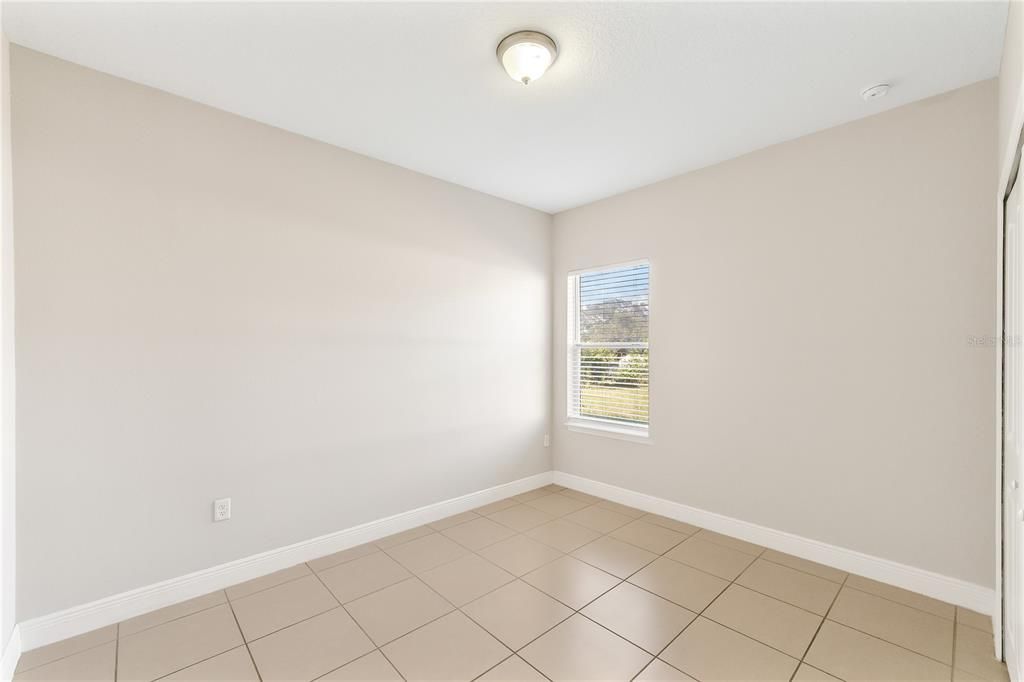 For Sale: $279,000 (4 beds, 2 baths, 1580 Square Feet)
