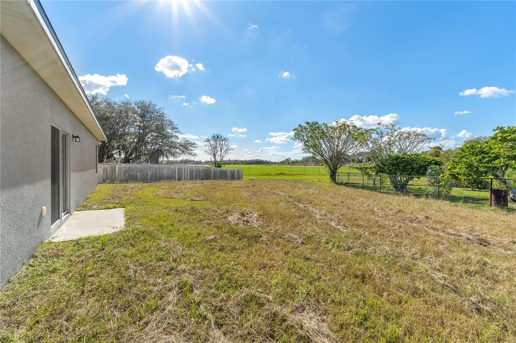 For Sale: $279,000 (4 beds, 2 baths, 1580 Square Feet)