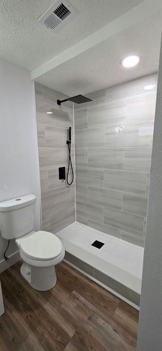 En Venta: $229,000 (2 camas, 2 baños, 816 Pies cuadrados)
