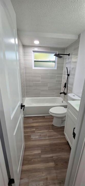 En Venta: $229,000 (2 camas, 2 baños, 816 Pies cuadrados)
