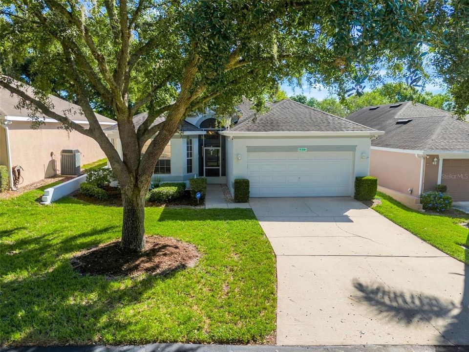 For Sale: $364,000 (3 beds, 2 baths, 2159 Square Feet)
