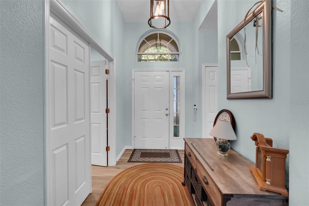 For Sale: $364,000 (3 beds, 2 baths, 2159 Square Feet)