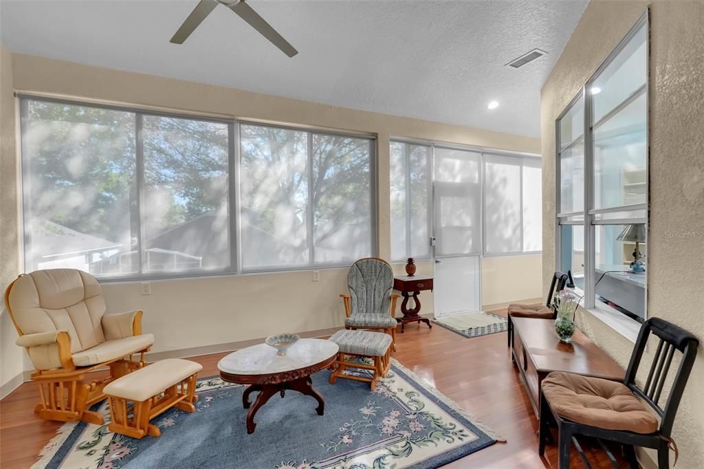 For Sale: $364,000 (3 beds, 2 baths, 2159 Square Feet)