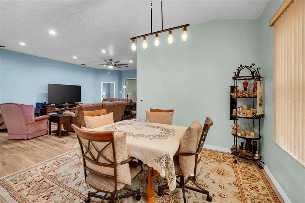 For Sale: $364,000 (3 beds, 2 baths, 2159 Square Feet)