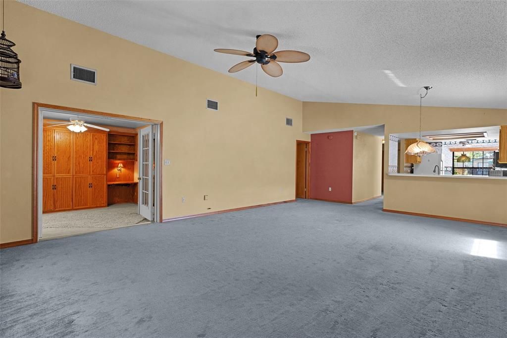 En Venta: $249,900 (2 camas, 2 baños, 1393 Pies cuadrados)