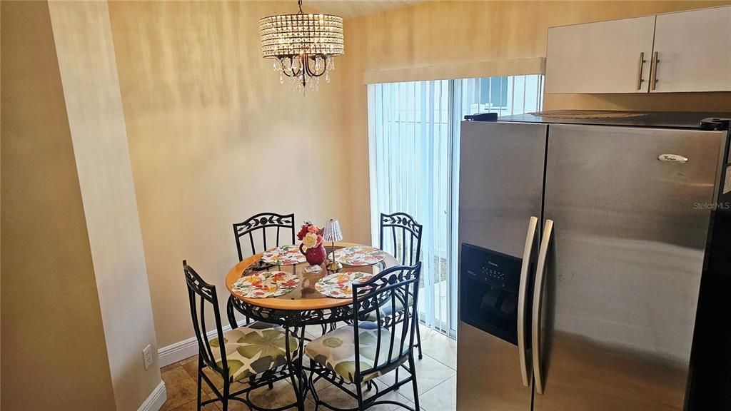 En Venta: $350,000 (3 camas, 2 baños, 1301 Pies cuadrados)