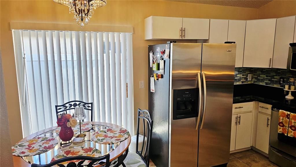 En Venta: $350,000 (3 camas, 2 baños, 1301 Pies cuadrados)