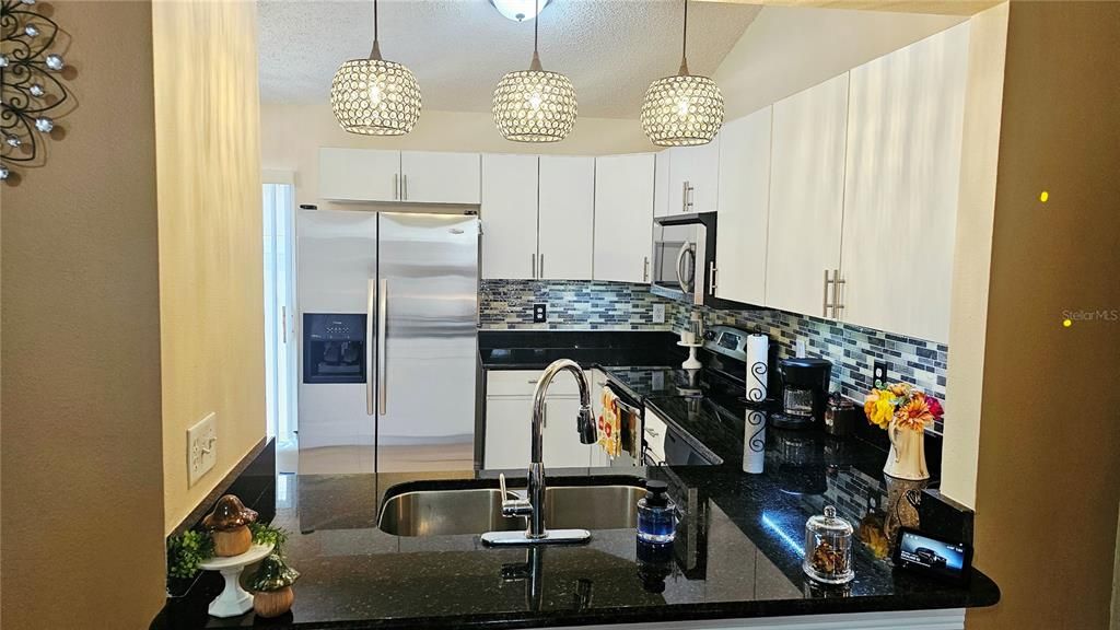 En Venta: $350,000 (3 camas, 2 baños, 1301 Pies cuadrados)