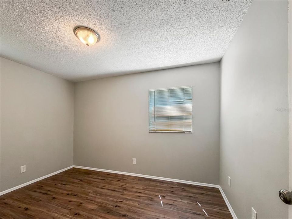 For Rent: $2,295 (3 beds, 2 baths, 1044 Square Feet)