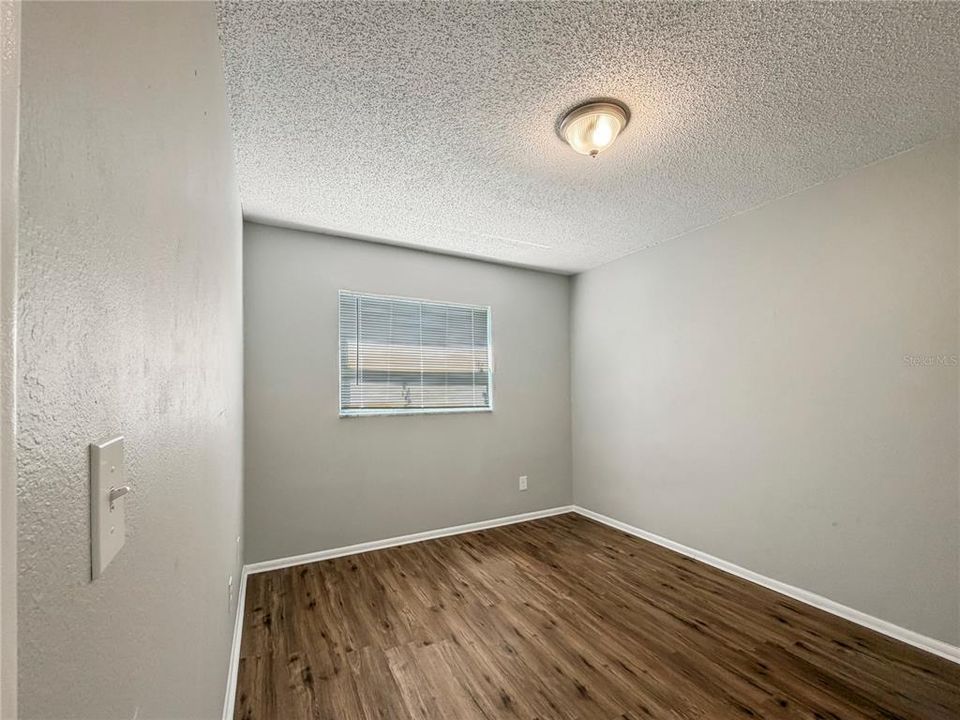 For Rent: $2,295 (3 beds, 2 baths, 1044 Square Feet)