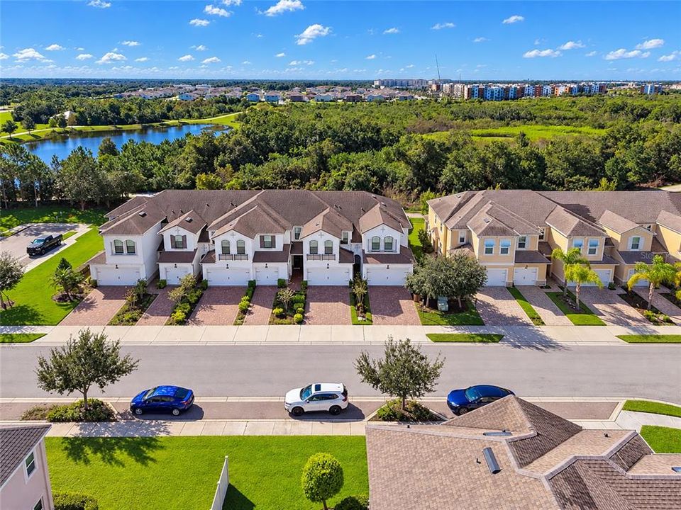 На продажу: $349,900 (3 спален, 2 ванн, 1673 Квадратных фут)