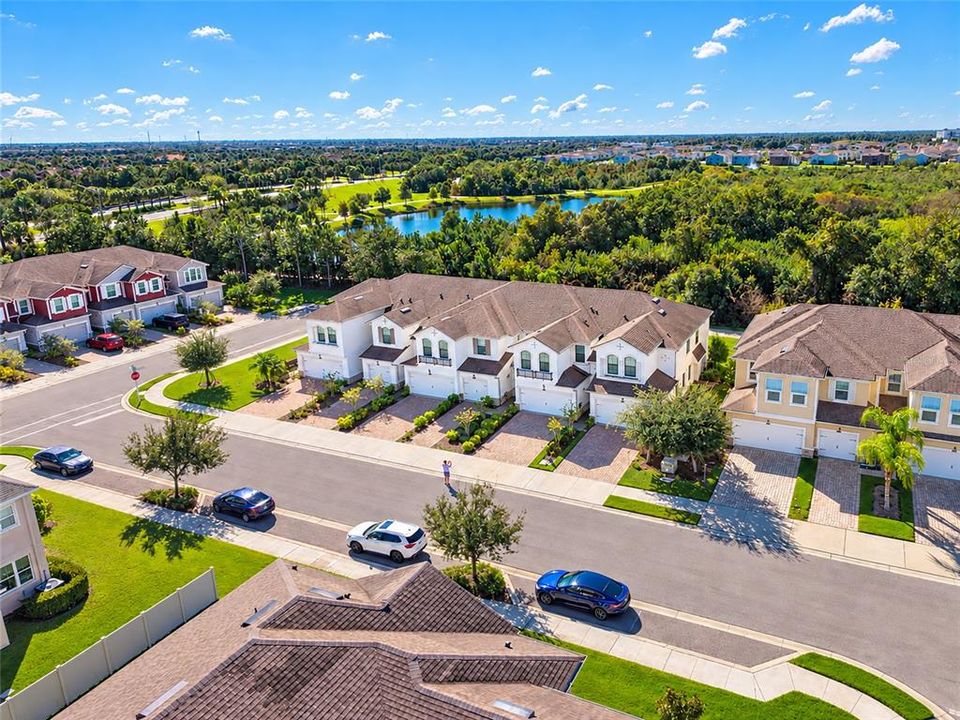 На продажу: $349,900 (3 спален, 2 ванн, 1673 Квадратных фут)