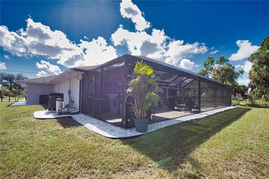 En Venta: $549,000 (3 camas, 2 baños, 1777 Pies cuadrados)