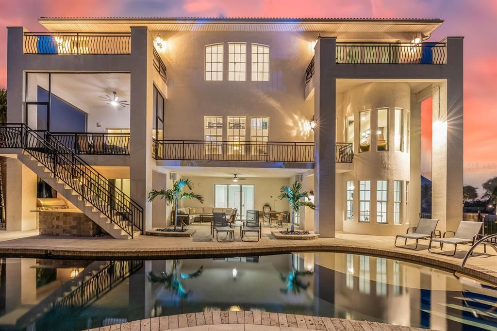 For Sale: $3,490,000 (4 beds, 3 baths, 4356 Square Feet)