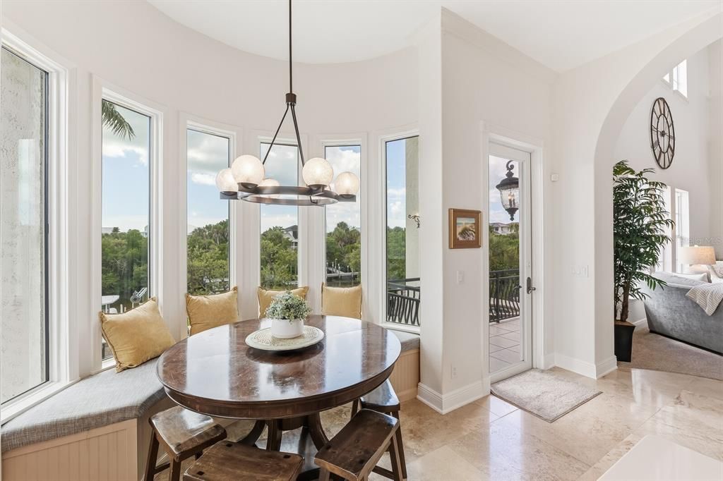 For Sale: $3,490,000 (4 beds, 3 baths, 4356 Square Feet)