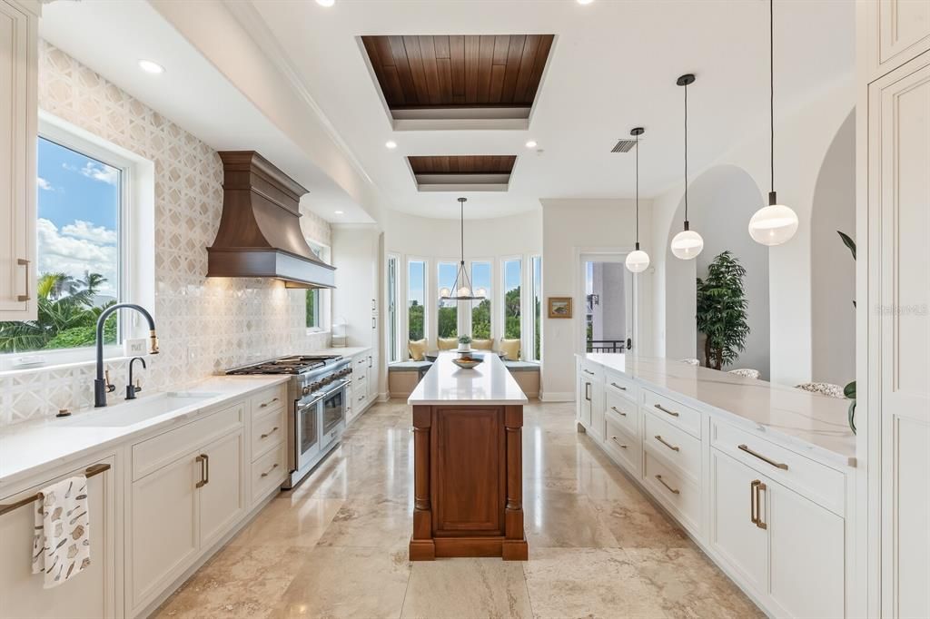 For Sale: $3,490,000 (4 beds, 3 baths, 4356 Square Feet)