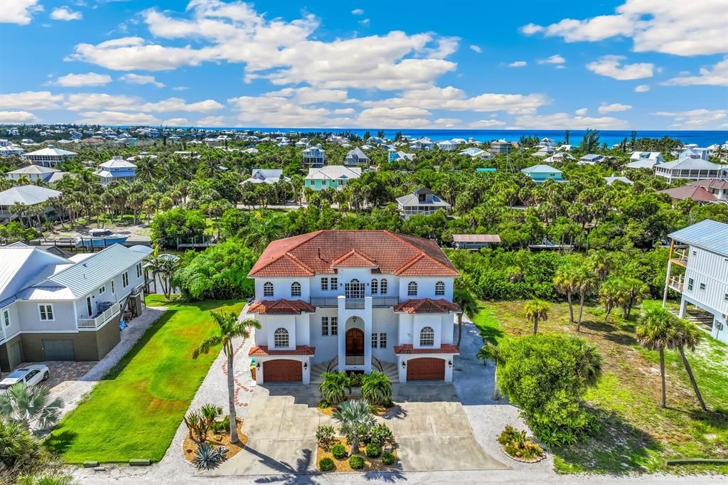 For Sale: $3,490,000 (4 beds, 3 baths, 4356 Square Feet)