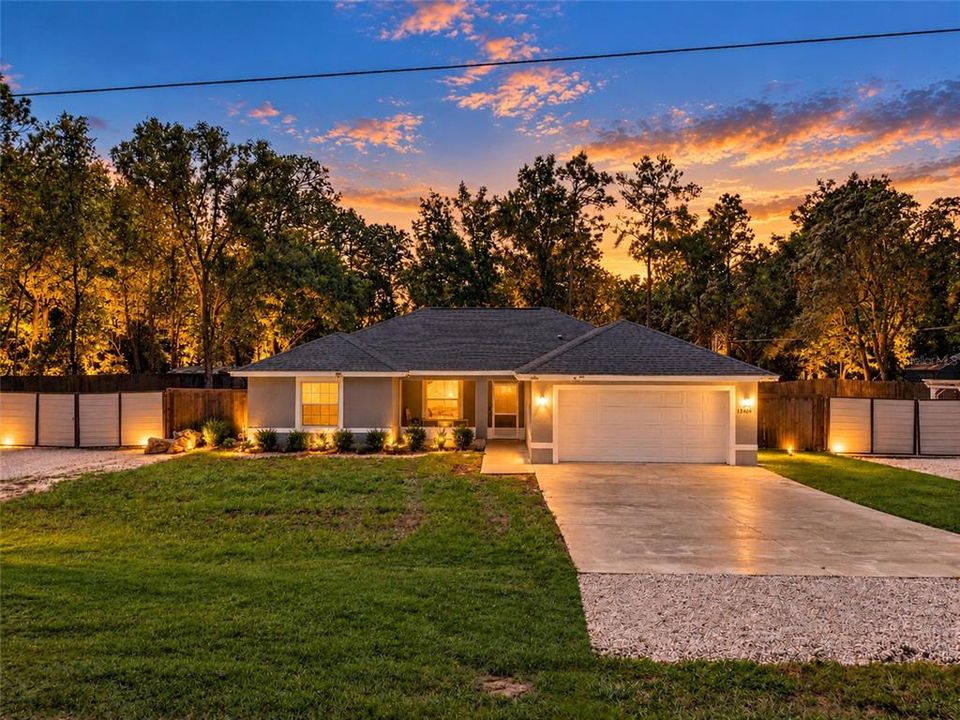 For Sale: $375,000 (4 beds, 2 baths, 1688 Square Feet)