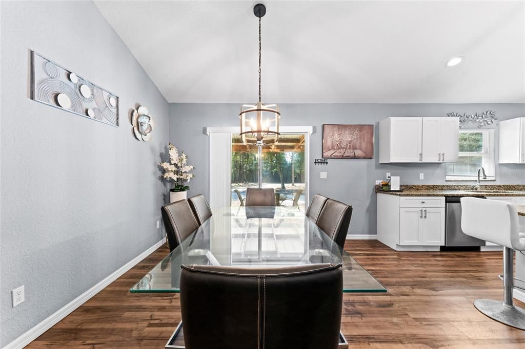 For Sale: $375,000 (4 beds, 2 baths, 1688 Square Feet)