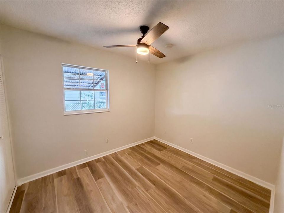Activo con contrato: $313,000 (4 camas, 3 baños, 1722 Pies cuadrados)