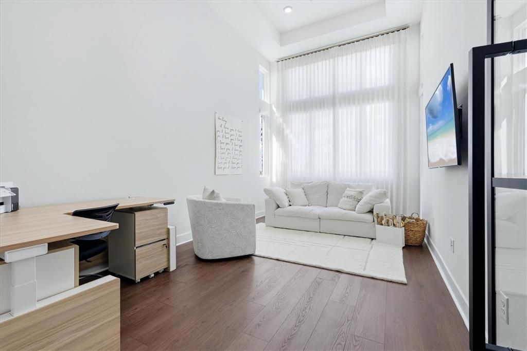 For Sale: $1,899,000 (4 beds, 3 baths, 3158 Square Feet)
