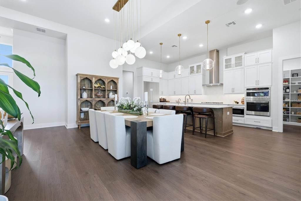For Sale: $1,899,000 (4 beds, 3 baths, 3158 Square Feet)