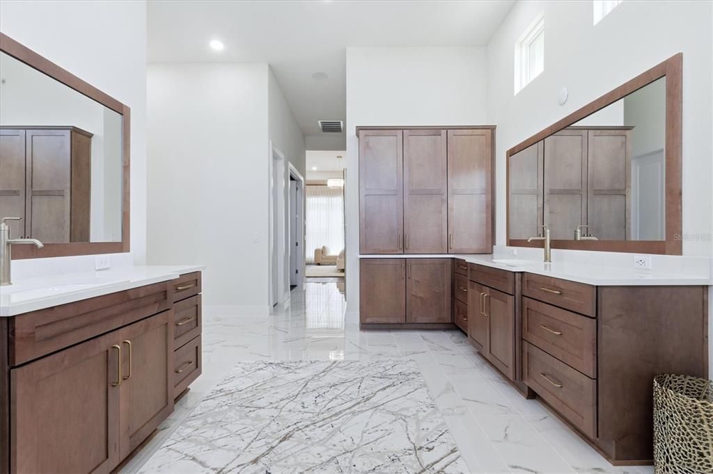 For Sale: $1,899,000 (4 beds, 3 baths, 3158 Square Feet)