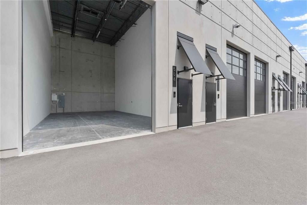 En Venta: $540,000 (0 camas, 0 baños, 924 Pies cuadrados)