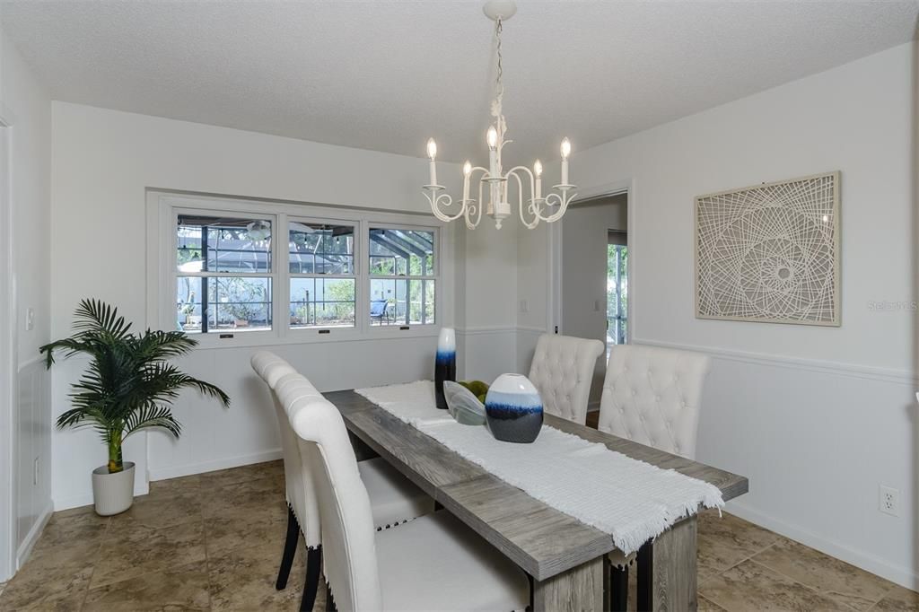 For Sale: $575,000 (3 beds, 3 baths, 1937 Square Feet)