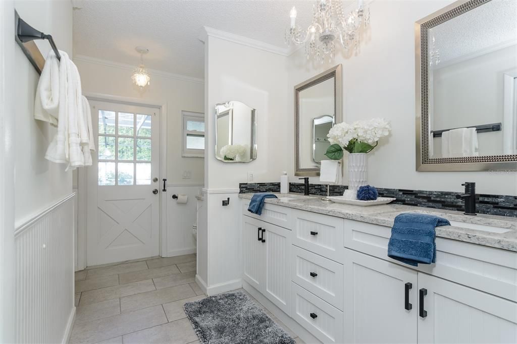 For Sale: $575,000 (3 beds, 3 baths, 1937 Square Feet)