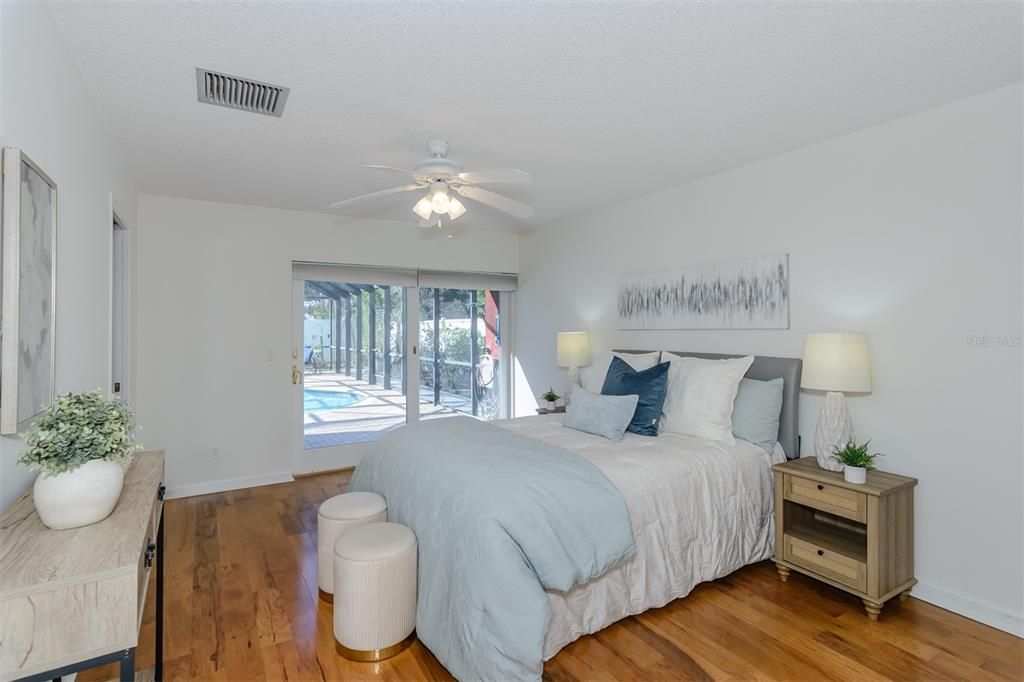 For Sale: $575,000 (3 beds, 3 baths, 1937 Square Feet)