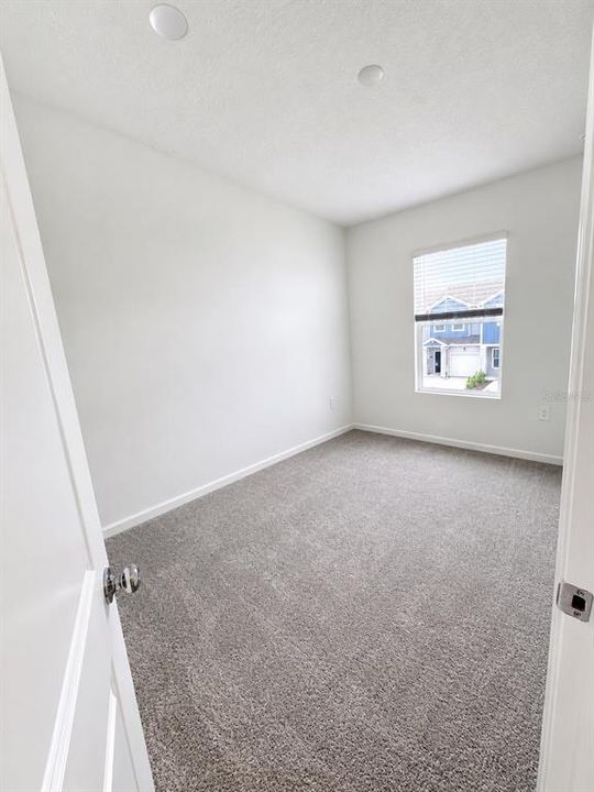 For Sale: $279,900 (3 beds, 2 baths, 1834 Square Feet)