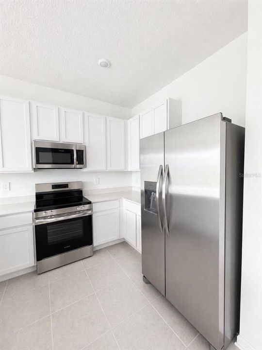 For Sale: $279,900 (3 beds, 2 baths, 1834 Square Feet)