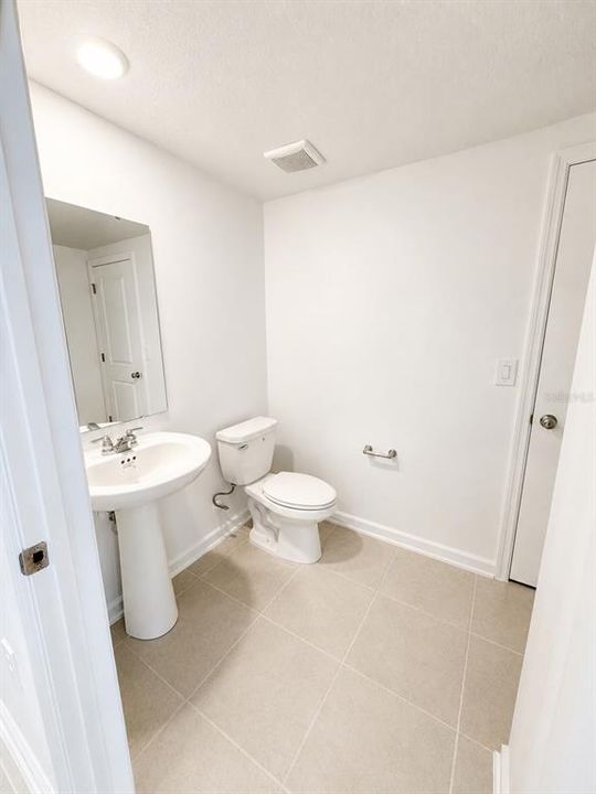 For Sale: $279,900 (3 beds, 2 baths, 1834 Square Feet)