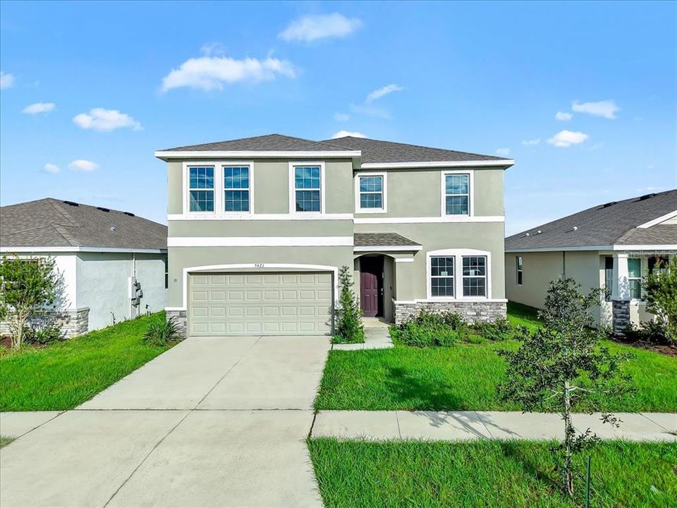 For Sale: $419,000 (4 beds, 3 baths, 2738 Square Feet)