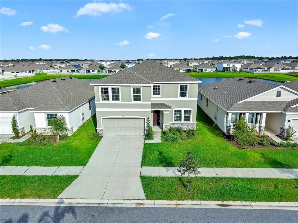 For Sale: $419,000 (4 beds, 3 baths, 2738 Square Feet)