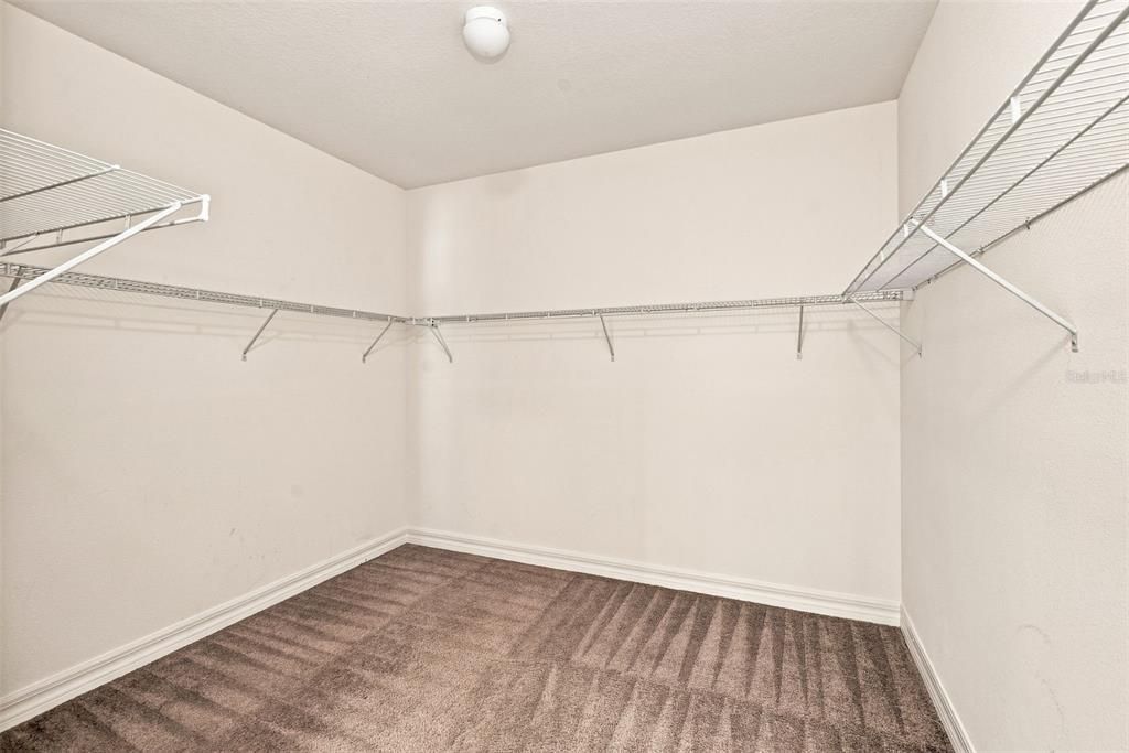 En Venta: $445,000 (4 camas, 2 baños, 2148 Pies cuadrados)