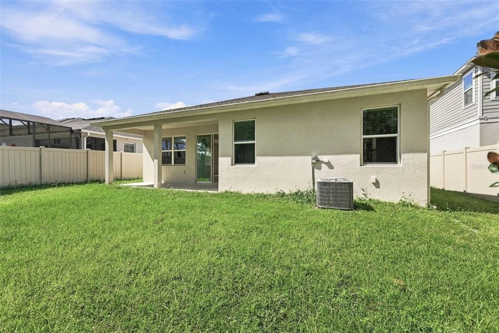 En Venta: $445,000 (4 camas, 2 baños, 2148 Pies cuadrados)