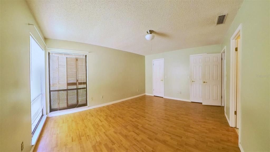 En Venta: $389,900 (3 camas, 2 baños, 1616 Pies cuadrados)