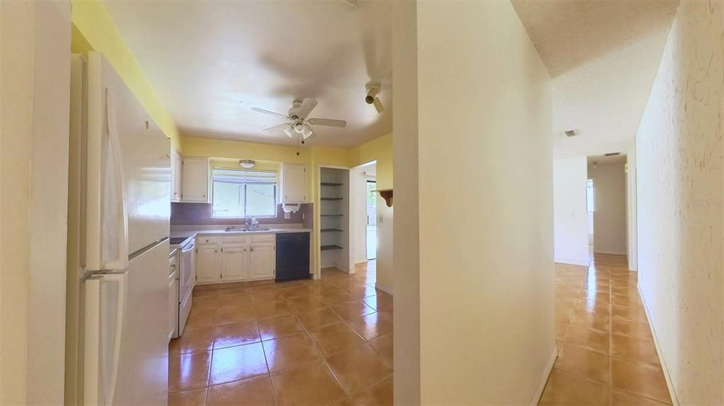 En Venta: $389,900 (3 camas, 2 baños, 1616 Pies cuadrados)