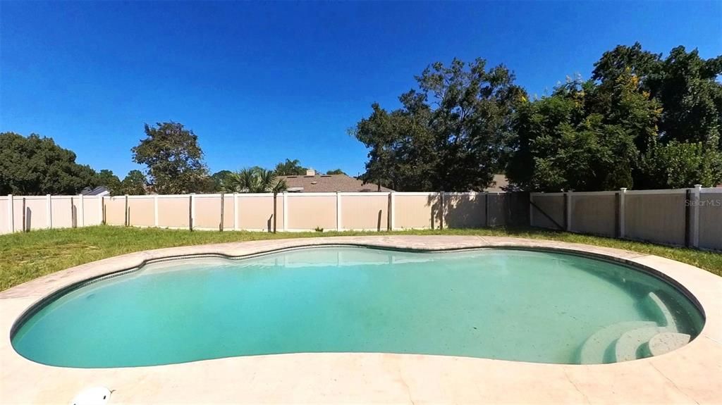 En Venta: $389,900 (3 camas, 2 baños, 1616 Pies cuadrados)